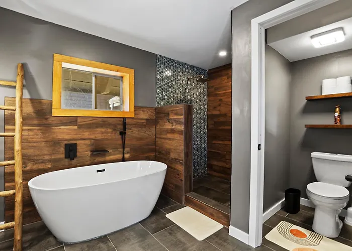 Cozy Modern In Strawberry